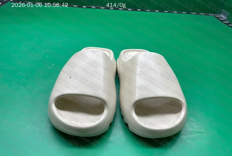 Yeezy Slide 2