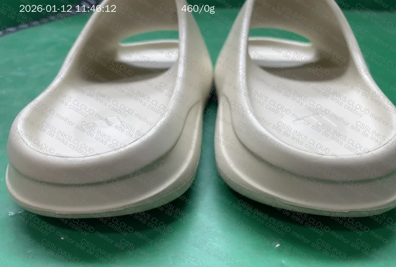 yeezy slide 2