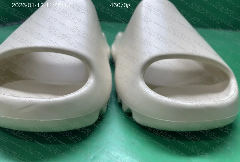 yeezy slide 3
