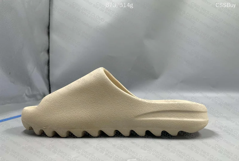 Yeezy slide 28Y 4