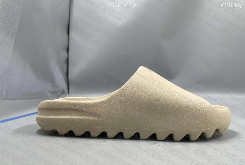 Yeezy slide 28Y 5