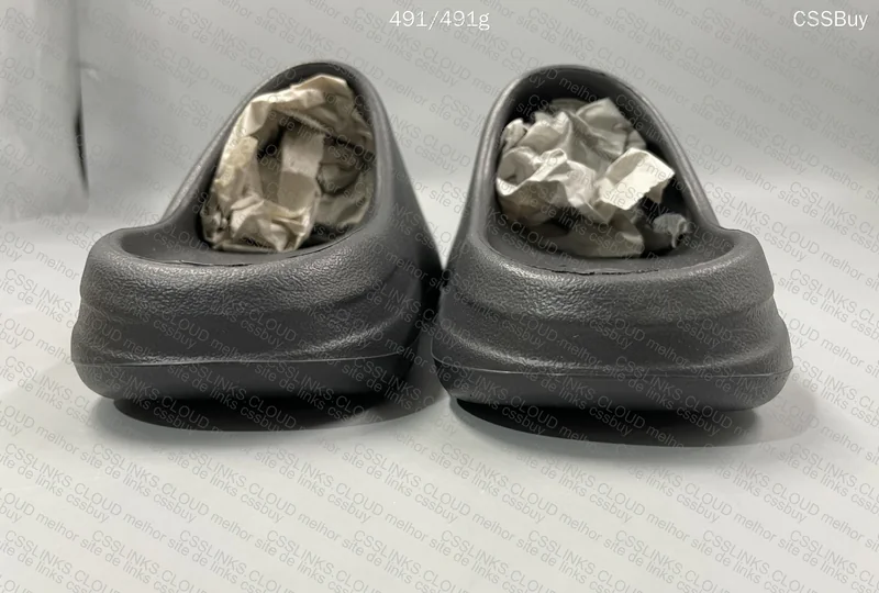 yeezy slide 45y 3