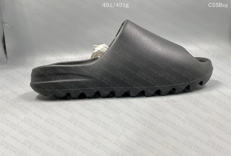 yeezy slide 45y 4