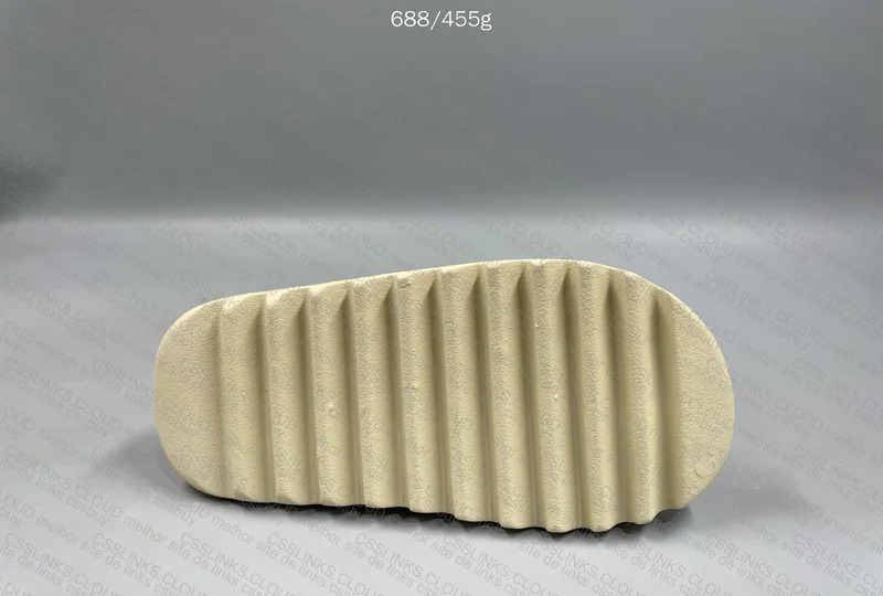 yeezy Slide 55y 3