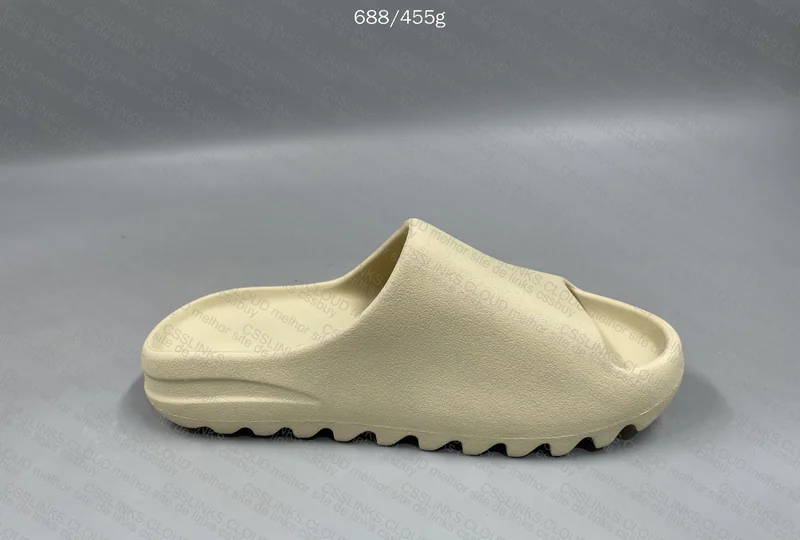 yeezy Slide 55y 4