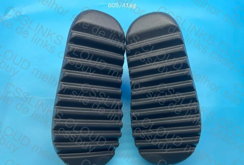 Yeezy Slide Black Basic 6