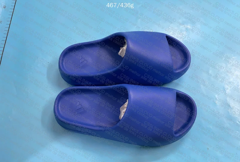 Yeezy Slide (blind box) 2