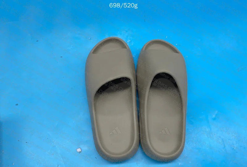 Yeezy slide blind box 2