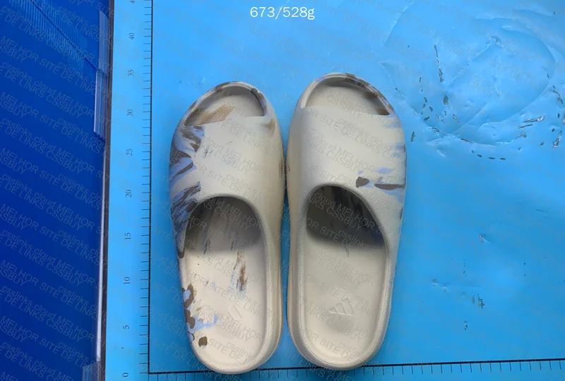 Yeezy Slide - Blindbox 3