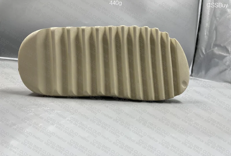 Yeezy Slide Bone 5