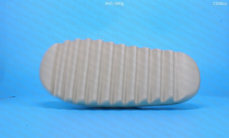 Yeezy Slide Bone