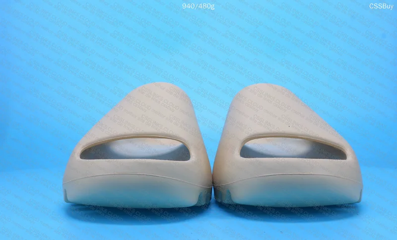 Yeezy Slide Bone 5