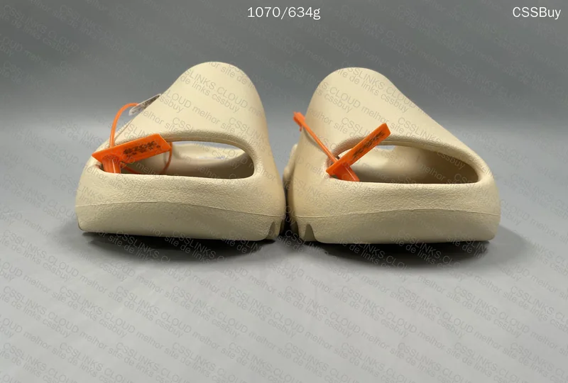 Yeezy Slide Bone 2