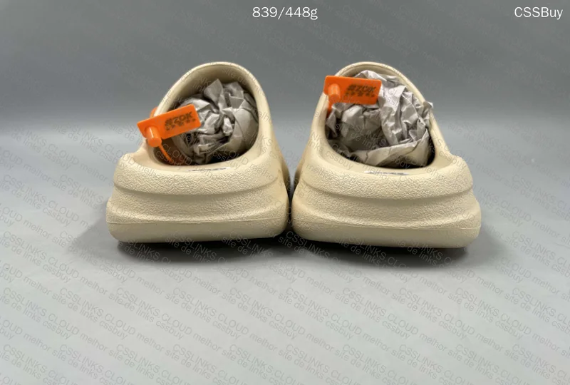Yeezy Slide Bone 3