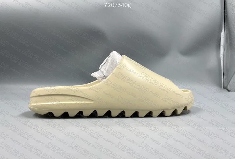 Yeezy Slide Bone 4