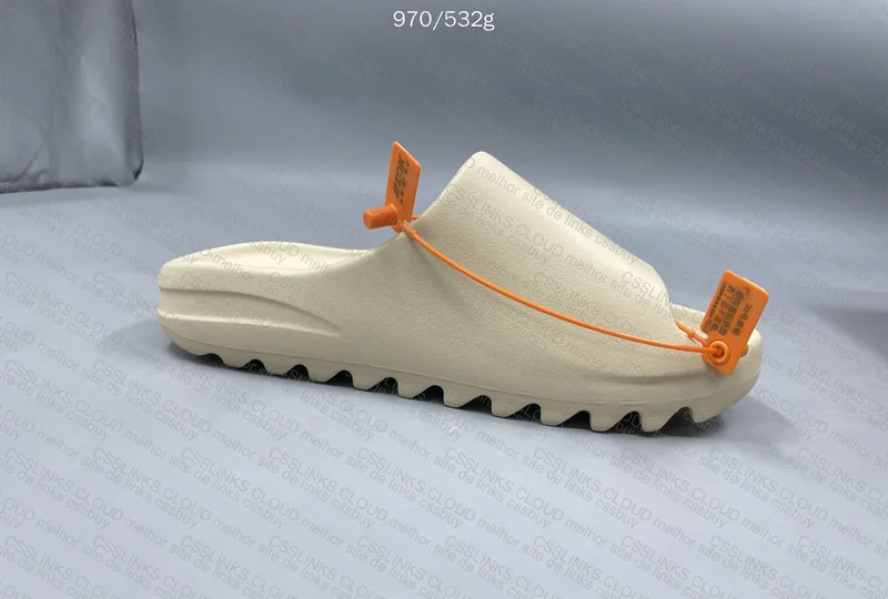 Yeezy Slide Bone 8