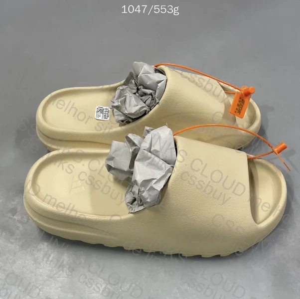 Yeezy Slide Bone