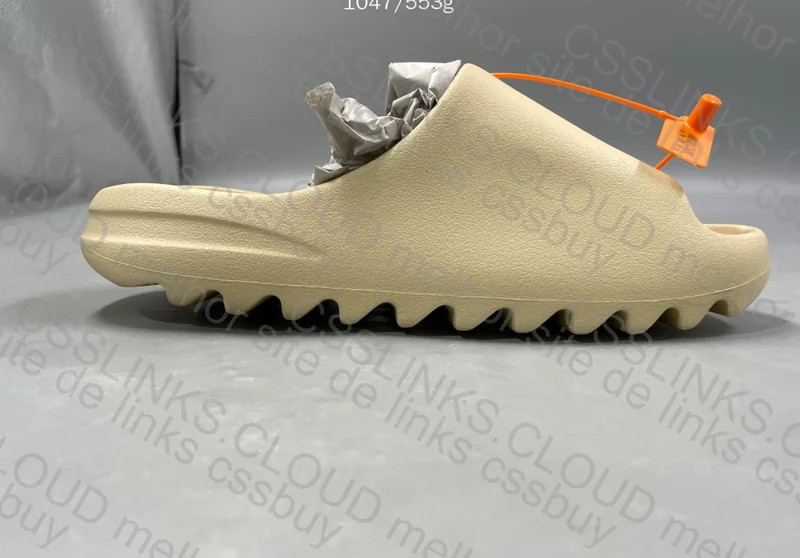 Yeezy Slide Bone 5