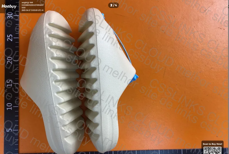 Yeezy Slide Bone 4