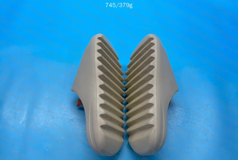 Yeezy Slide Bone 2