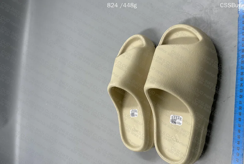 Yeezy Slide [Bone - With Measurement]