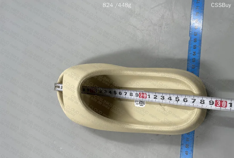 Yeezy Slide [Bone - With Measurement] 9
