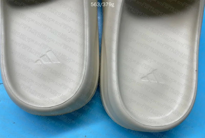 Yeezy Slide Bone GL or RL? 2