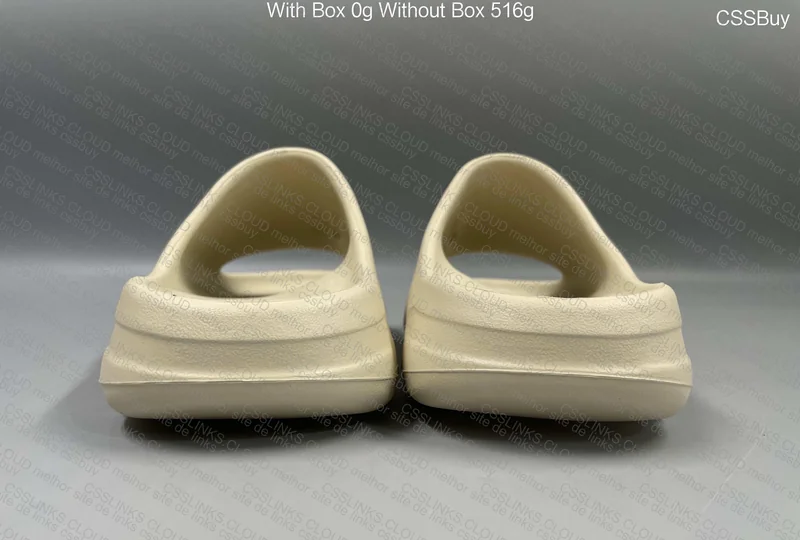 Yeezy Slide Bone LW 3