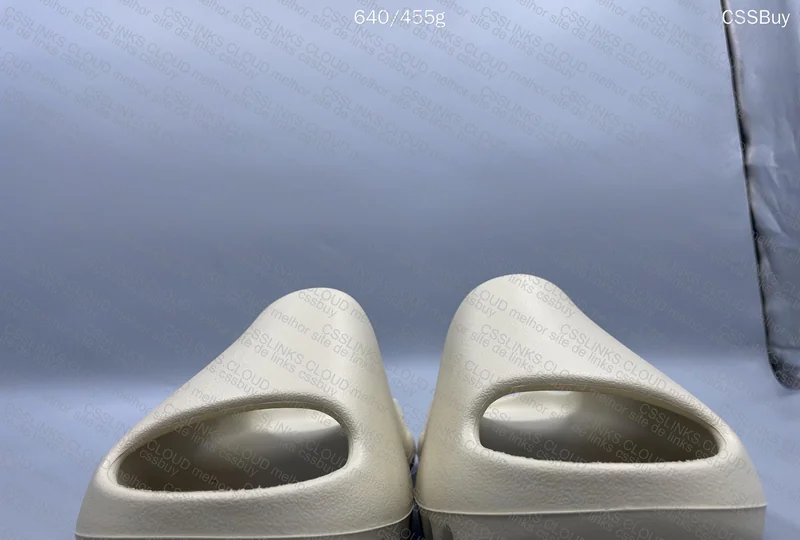 Yeezy Slide Bone LW Bgrade 2