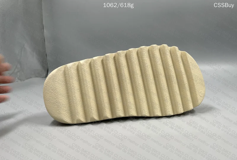 Yeezy Slide Bone ZOK 7