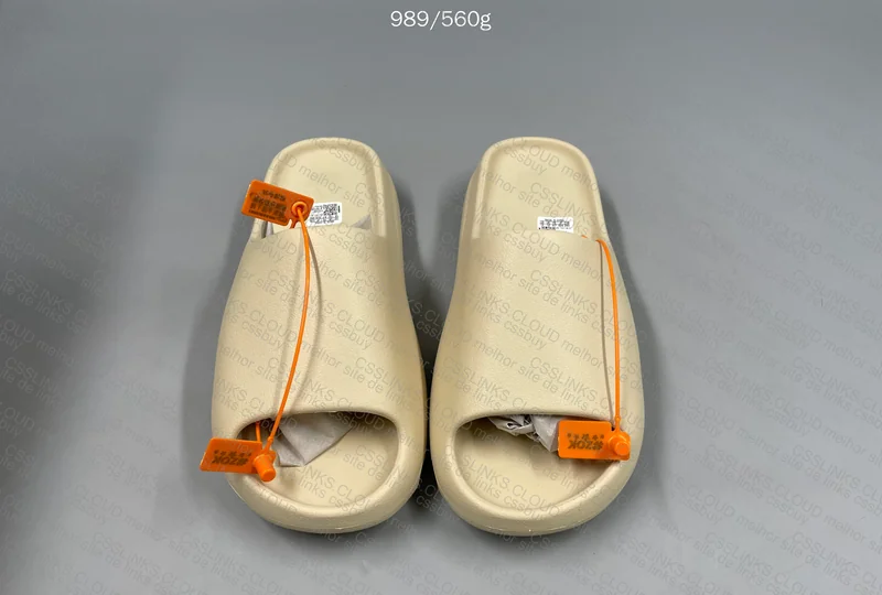 Yeezy Slide Bone ZOK 5