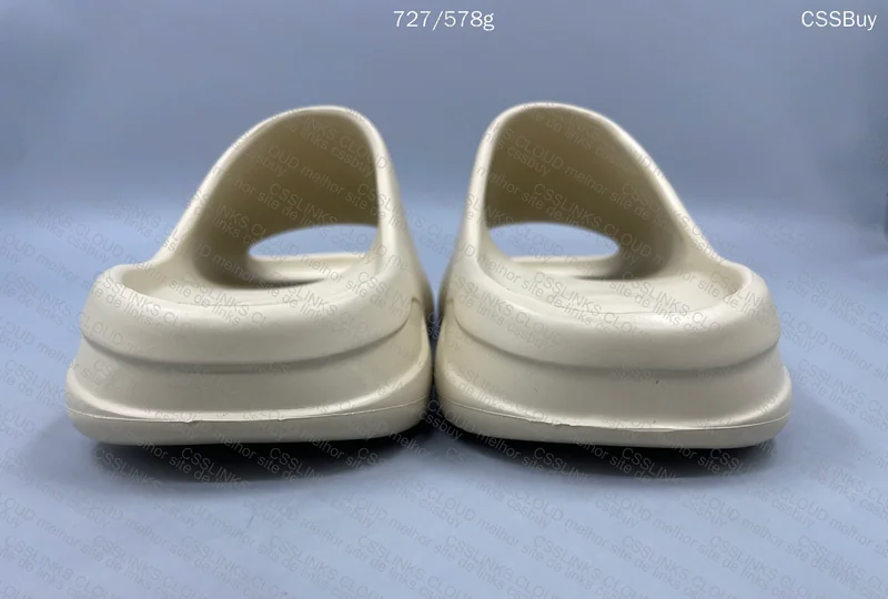 Yeezy Slide Bone (I Think) 2