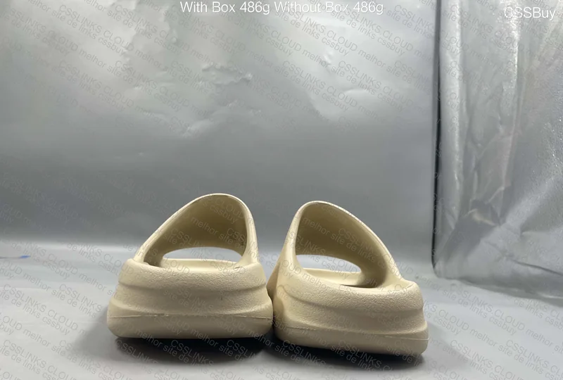 Yeezy Slide 28¥ 5