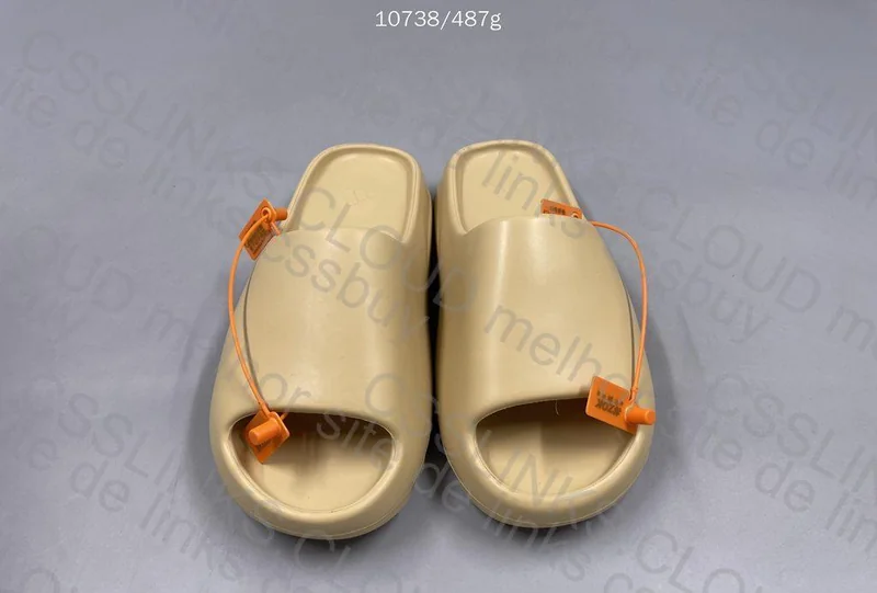 yeezy slide desert sand 10