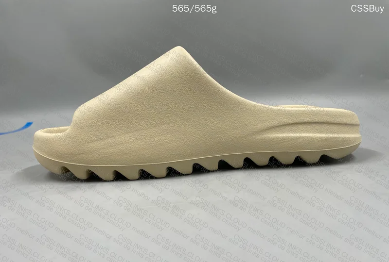 Yeezy Slide Gigante 5