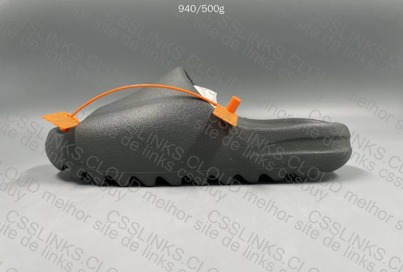 Yeezy Slide Granite 4