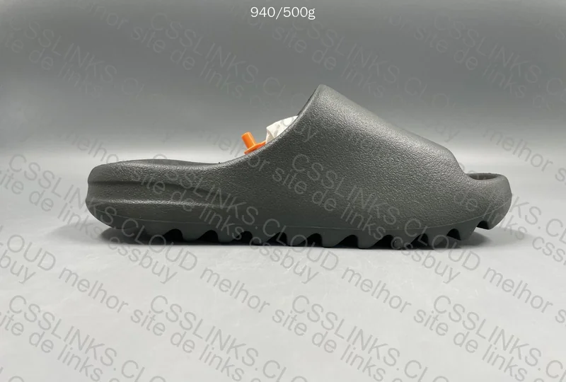 Yeezy Slide Granite 5