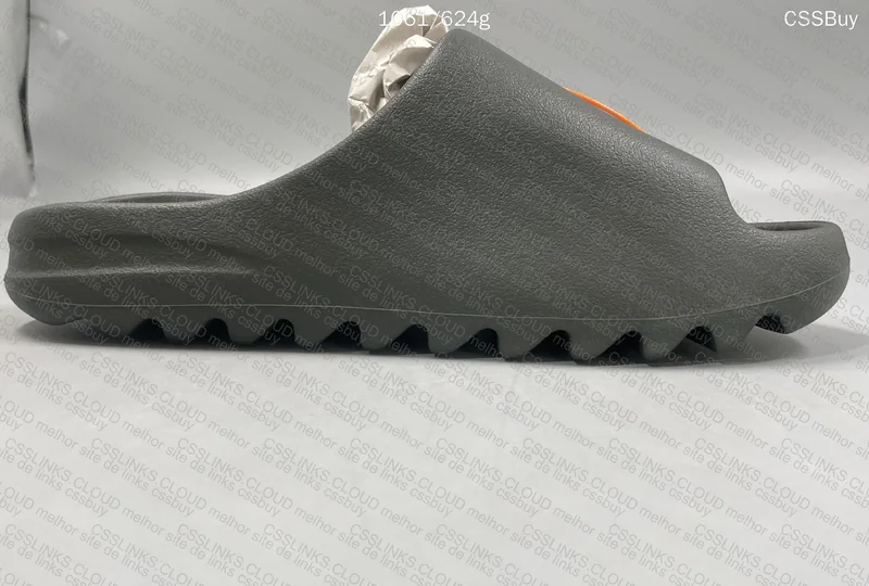 Yeezy Slide Granite ZOK 6