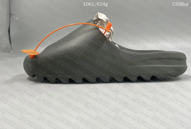 Yeezy Slide Granite ZOK 7