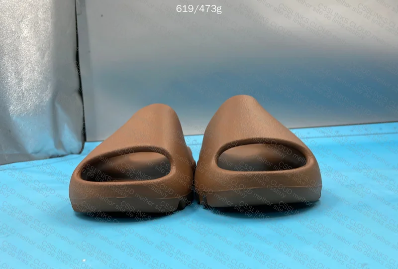 Yeezy Slide Free 6
