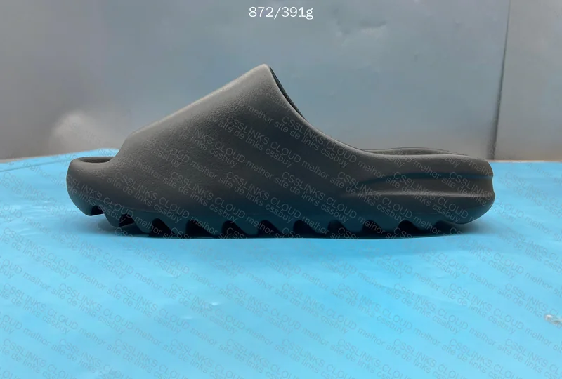 Yeezy slide GX onyx