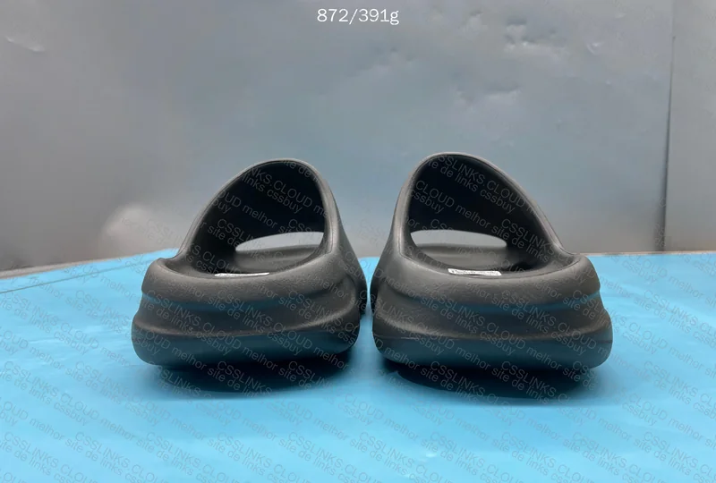 Yeezy slide GX onyx 5