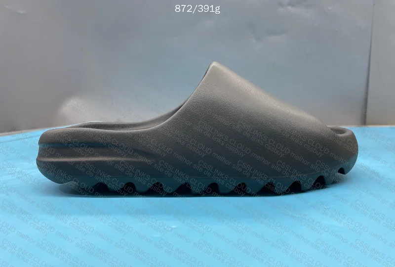 Yeezy slide GX onyx 7