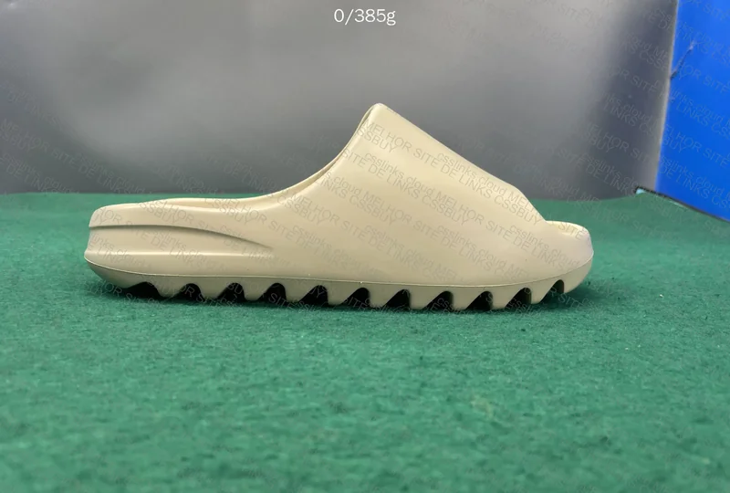 Yeezy Slide (JMDY) 4