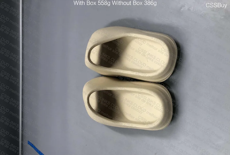 Yeezy Slide LW 3