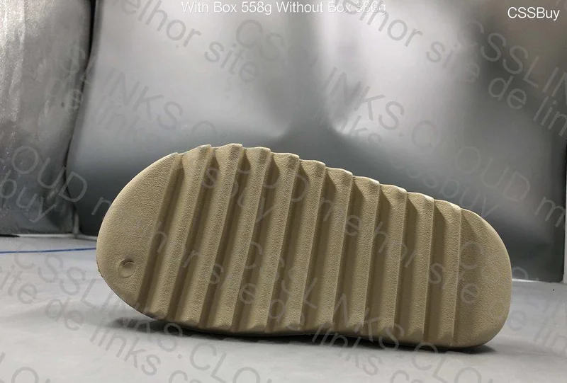 Yeezy Slide LW 5