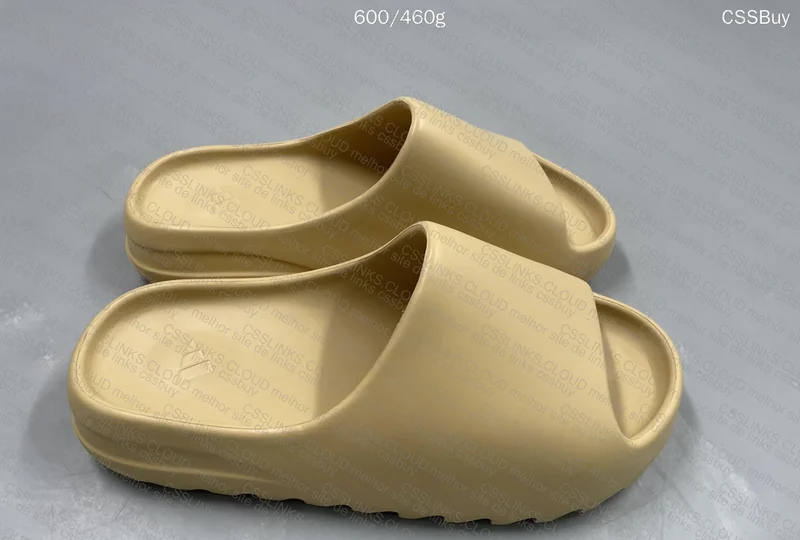 yeezy slide (LW)