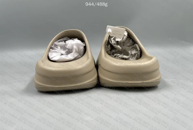 Yeezy Slide LW 2