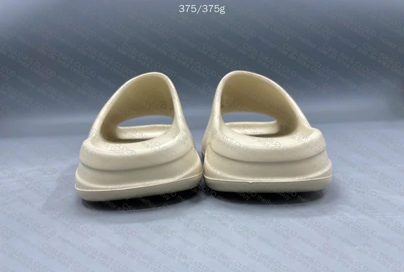 Yeezy Slide LW