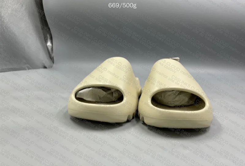 Yeezy Slide LW 2